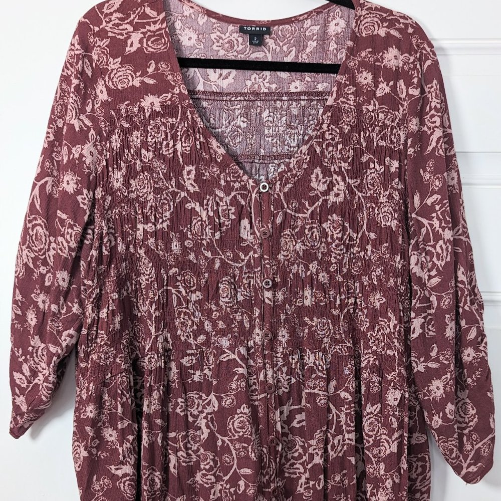 Torrid Burgundy Floral Crinkle Gauze Three-Quarter Sleeve Blouse